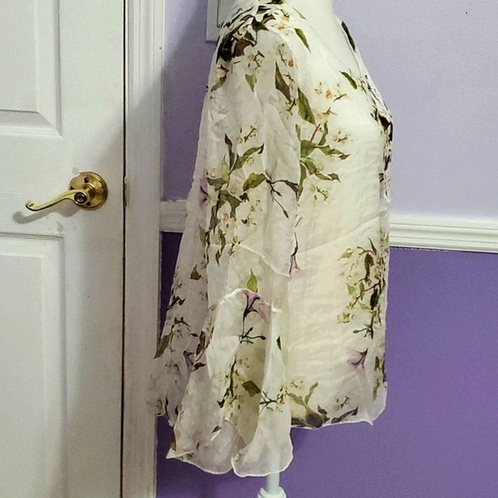 Viola Borghi Boho Romantic Cream Floral Ruffle Sleeve Flowy Silk Top L - Picture 5 of 10